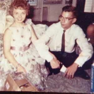 Meet your Posher, Sandy